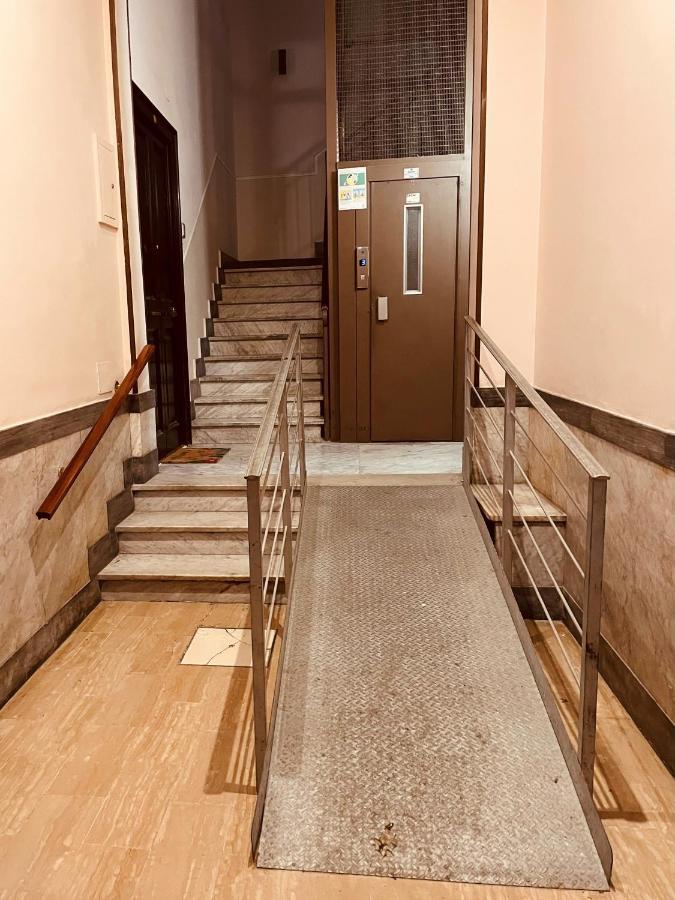 La Titina Sella Hotell Bari Exteriör bild